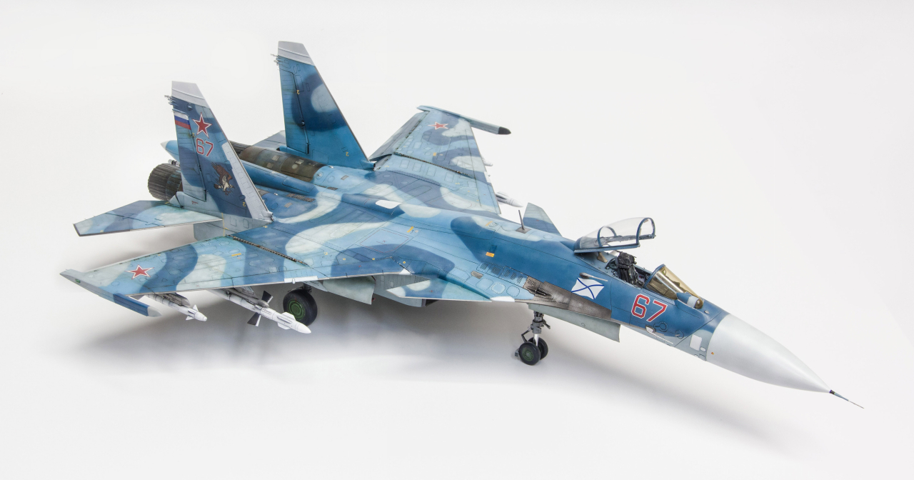 Su33_09.jpg