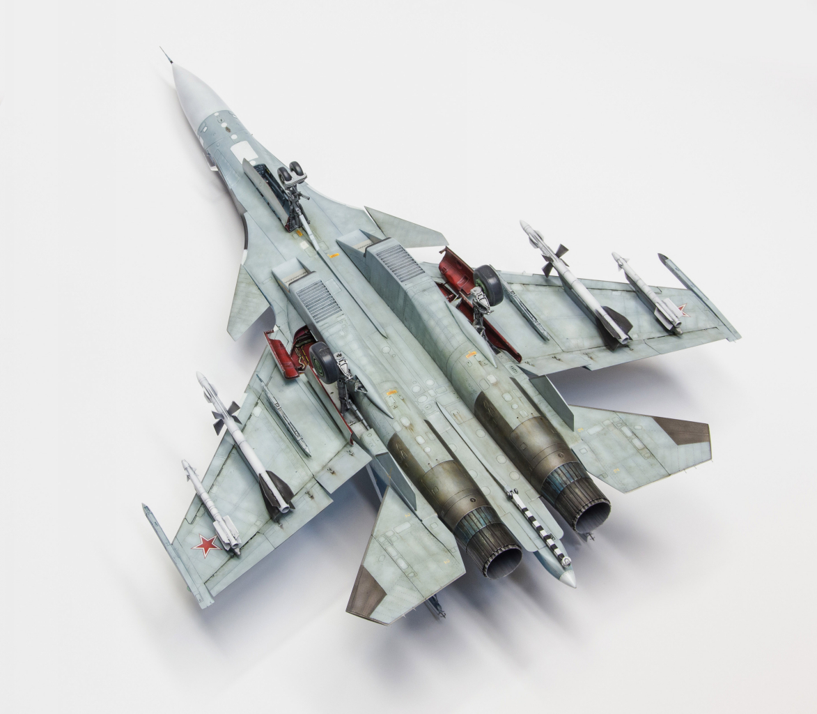 Su33_17.jpg