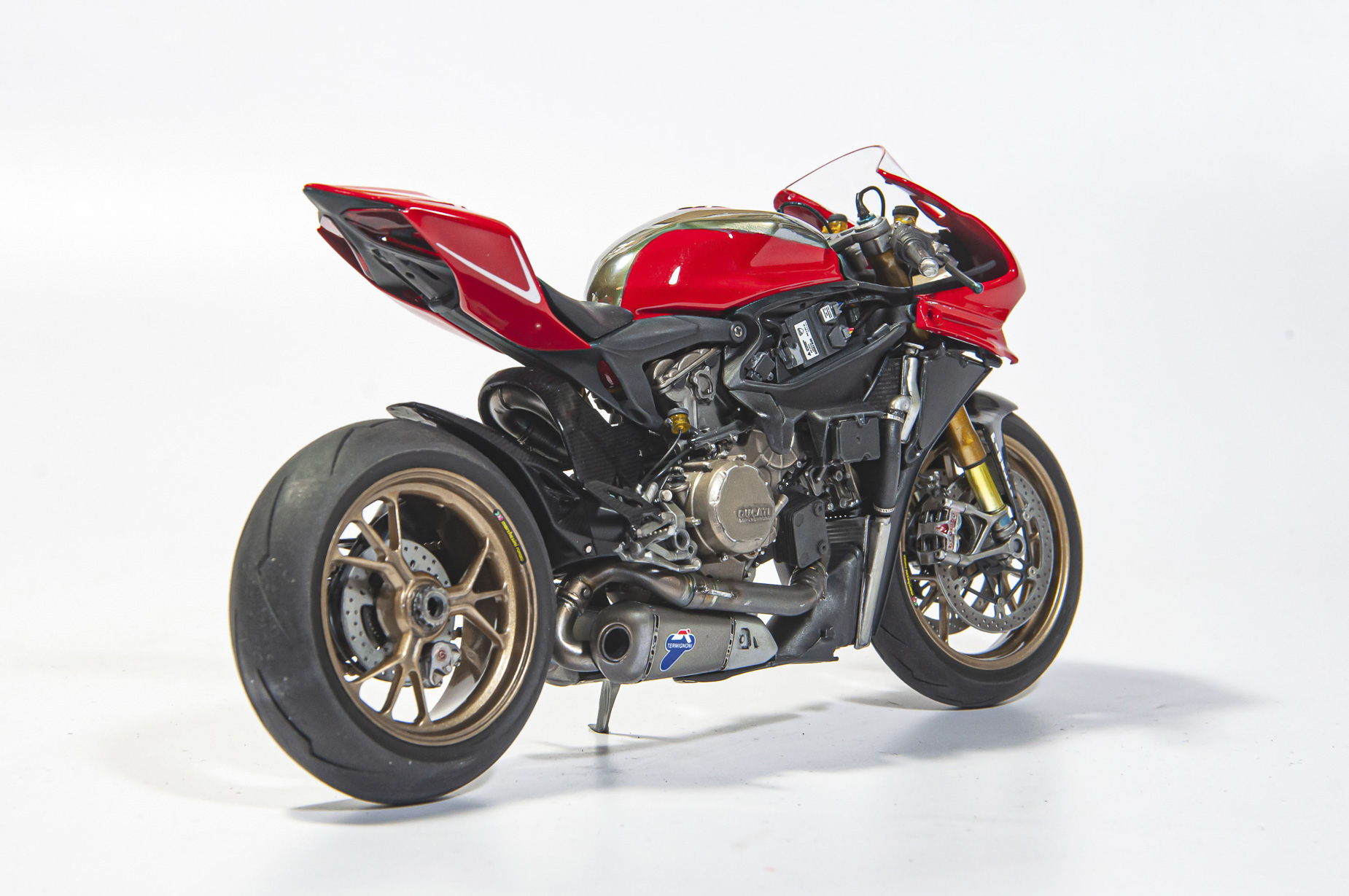 Ducati_09.jpg